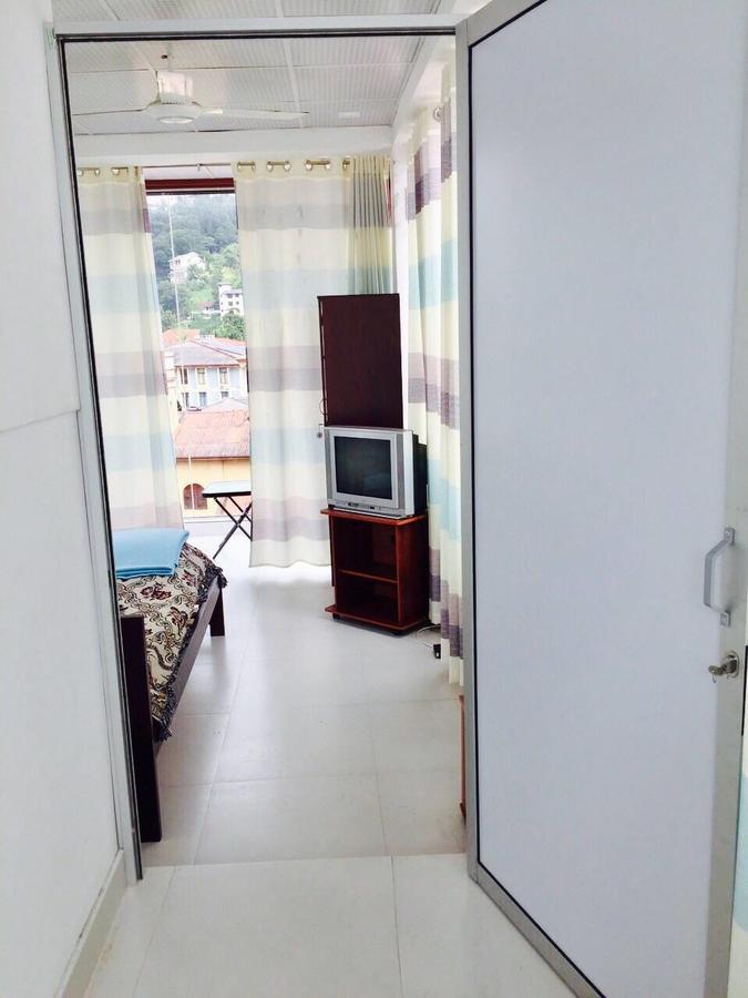 Getmore Bed & Breakfast 캔디 외부 사진